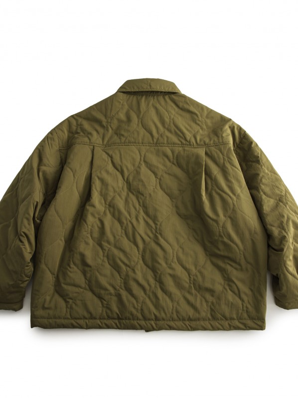 Green quilted shirt style cotton jacket Green quilted shirt style cotton jacket