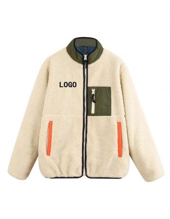 Fleece jacket with large pockets