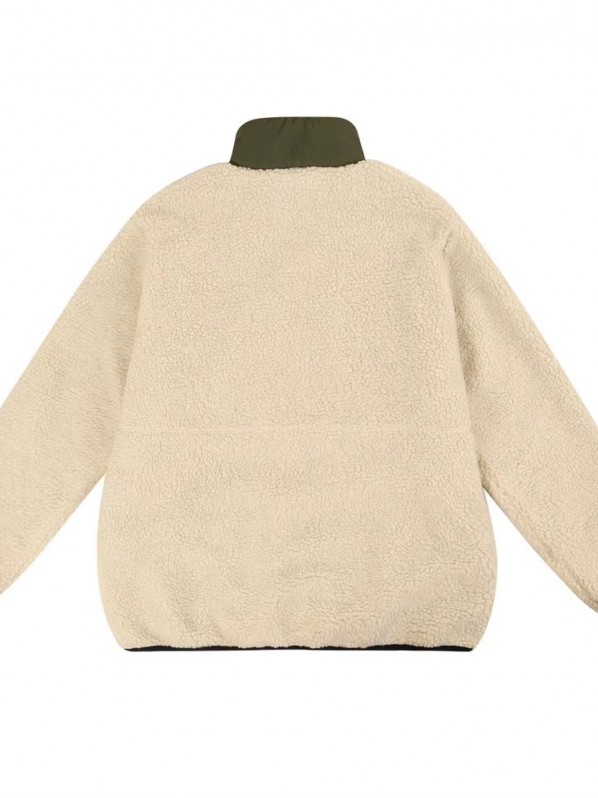Fleece jacket with large pockets Fleece jacket with large pockets